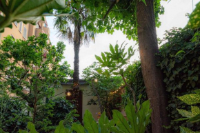 Secret garden in the heart of Isola Milano